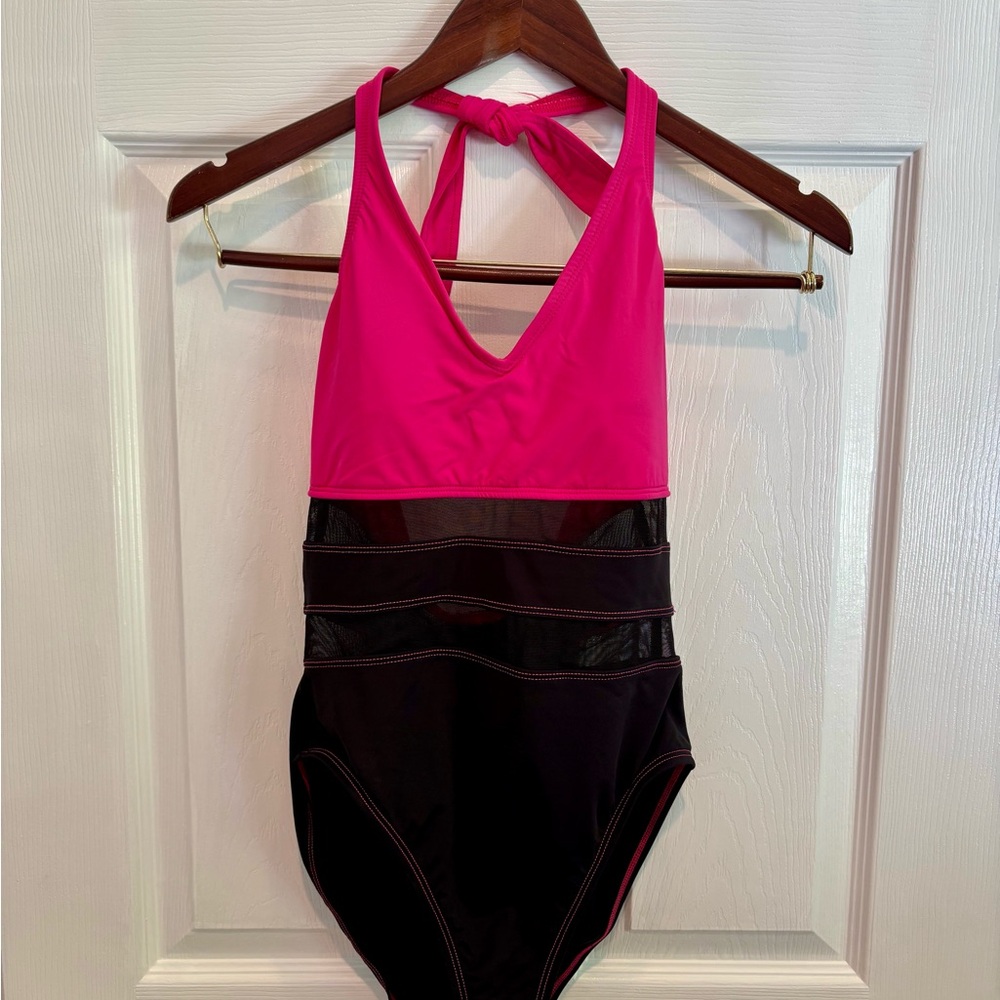 Anne Cole One Piece in Pink and Black with matching swim skirt.